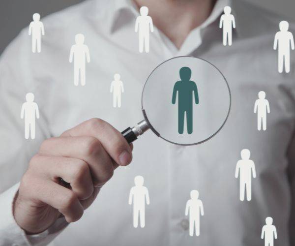 Bewerber registrieren sich im Talentpool, um von Arbeitgeber*innen gefunden zu werden und den passenden Job zu finden.